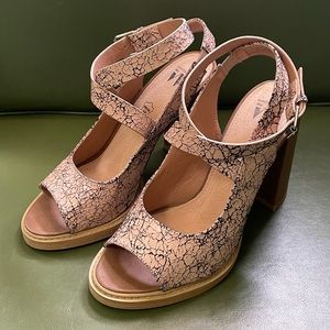 Vanessa Wu Anthropologie stacked heels